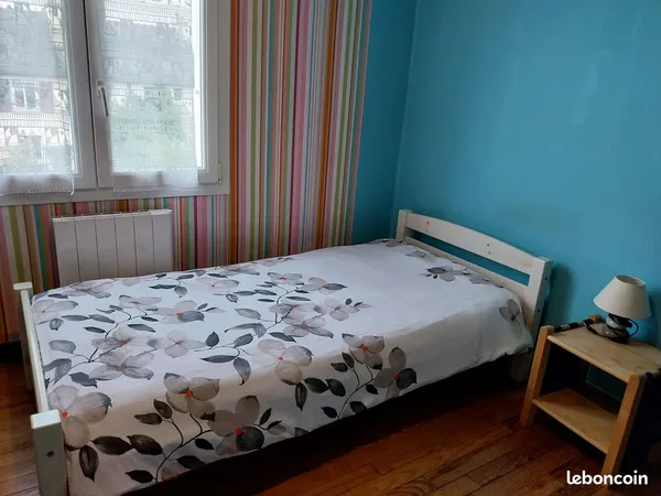 Chambre meublée pour étudiante/alternante