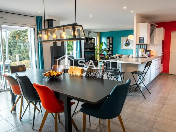 Maison 4 ch + bureau, belles prestations, récente
