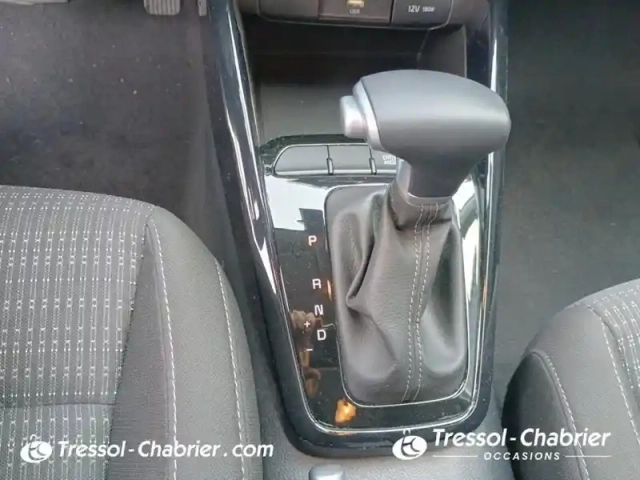 Kia Stonic 1.0 t-gdi 100 ch dct7 active — photo 24
