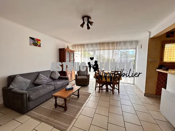 GRAU DU ROI - LOCATION SAISONNIERE - Appartement confortable proche mer rez de jardin + parking