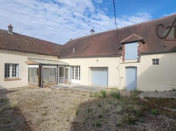 Maison située entre Bray-sur-Seine et Nogent-sur-Seine
