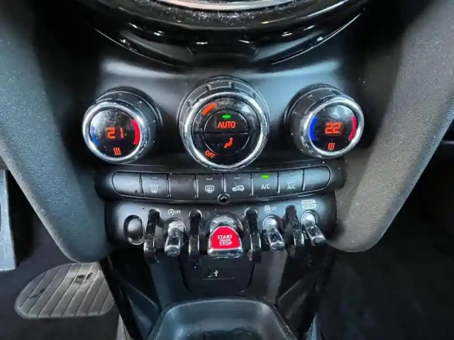 Mini Mini 5 portes cooper 136ch  essential bva7 — photo 27