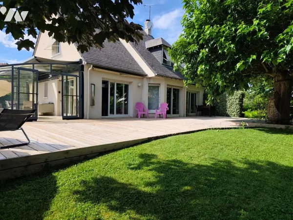 Maison 8 pièces 170 m²