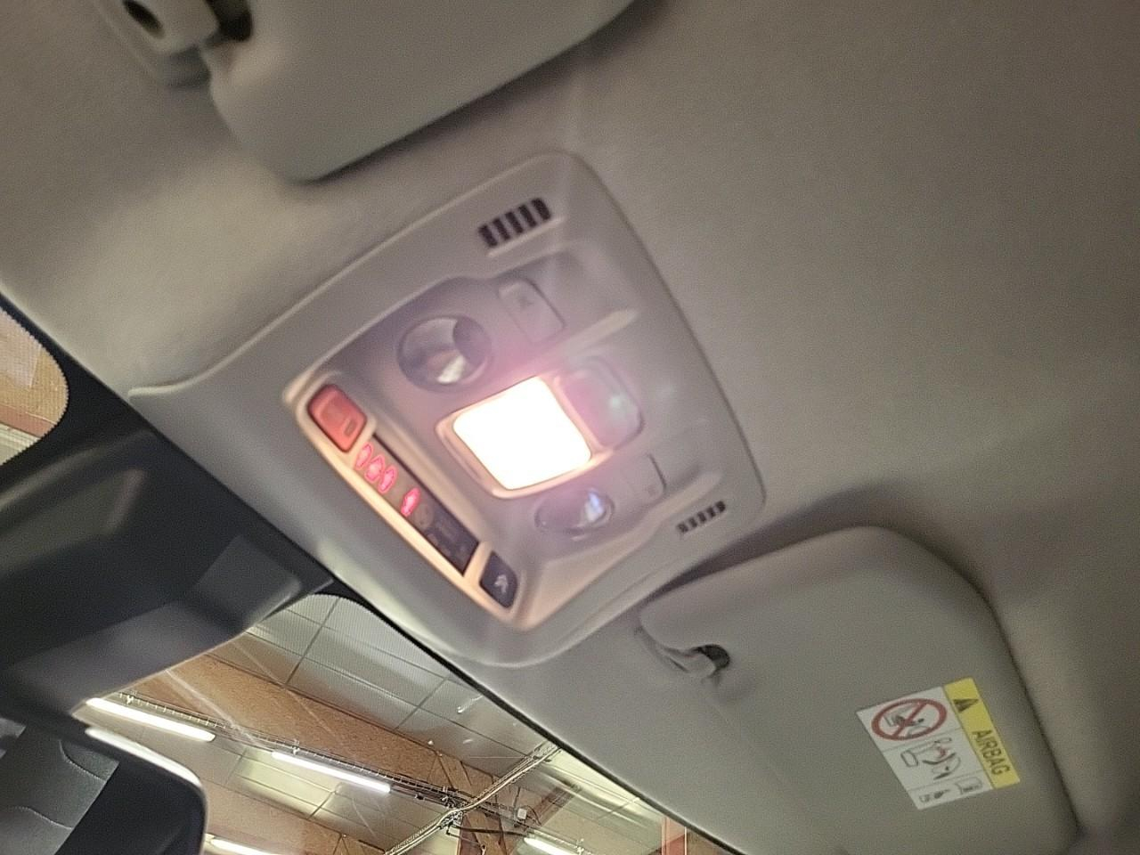 Citroën C3 puretech 110 ch eat6 max — photo 24