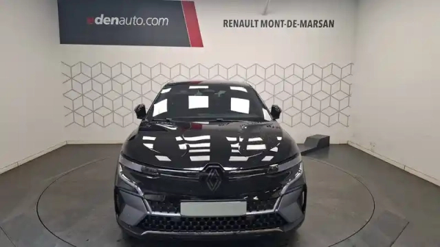 Renault Megane e-tech 220 ch autonomie confort — photo 1