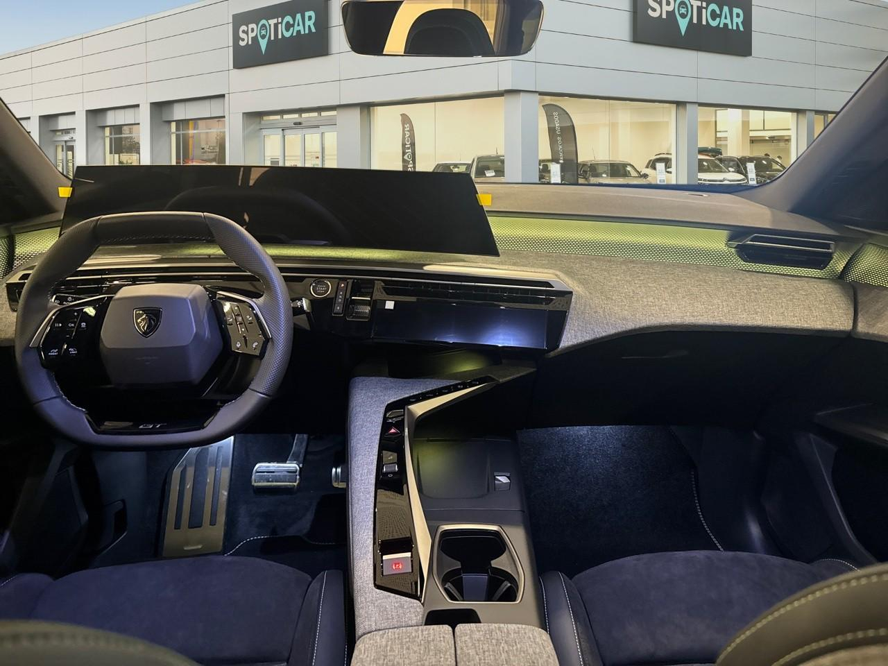 Peugeot 5008 hybride rechargeable plug-in 195ch gt e-dcs7 — photo 8