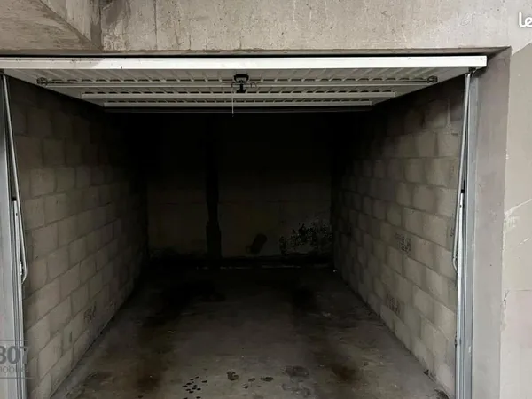 Parking Saint Julien En Genevois