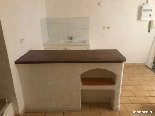 GRAND STUDIO à APT - 43 m²