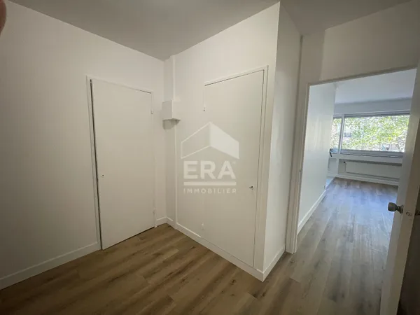 Studio 1 pièce 43 m²