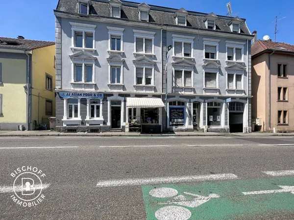 Local commercial 2 pièces 80 m²