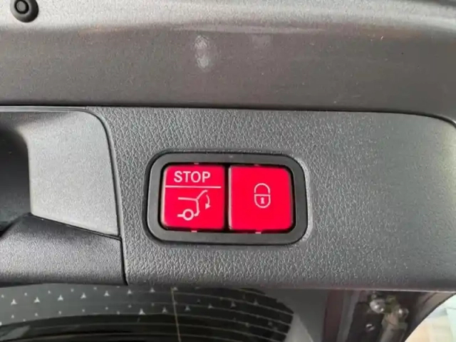 Mercedes Classe B 200 d amg line edition — photo 41