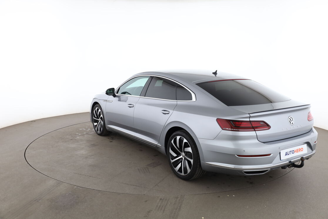 Volkswagen Arteon 2.0 TDI R-Line DSG7 — photo 3