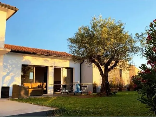 VILLA DE STANDING - ANGLET CHIBERTA
