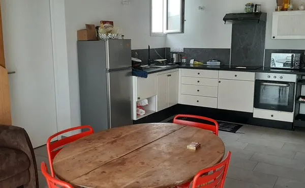 1 chambre dans une colocation de 2 personnes