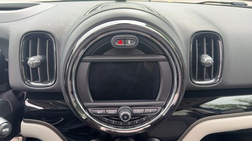 Mini Countryman 1.5 Cooper SE 224 ALL4 Steptronic6 - Exquisite – 2019 – 61854 km – Hybride rechargeable – Boîte Automatique — photo 40