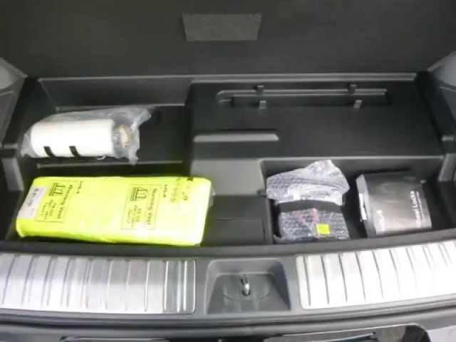 Kia Ev9 385ch 99,8kwh gt-line business 4wd — photo 10
