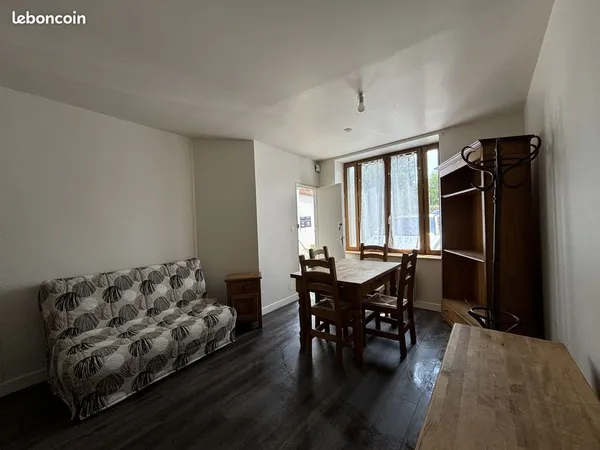 Studio 1 pièce 35 m²