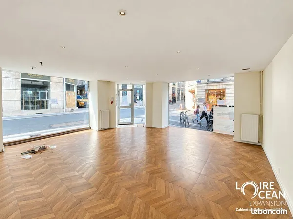 Local commercial 95 m²