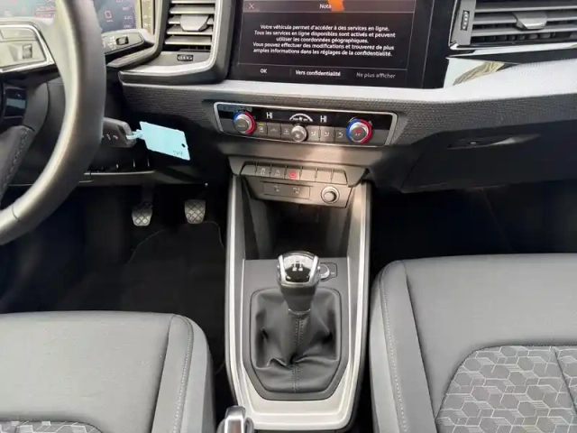 Audi A1 sportback 25 tfsi 95 ch bvm5 — photo 11