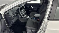 Toyota Yaris 116h Dynamic Business Affaire MY22 + Programme Toyota Expérience — photo 12