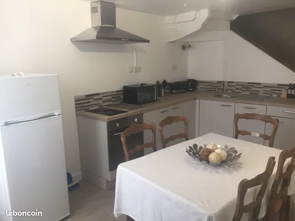 Appartement T3 meublé atypique centre ville de Jarnac