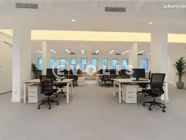 Bureaux 777 m²