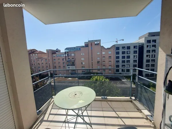 Appartement T3 à Lyon 8 proche maison de la danse