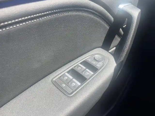 Renault Captur tce 90 — photo 32