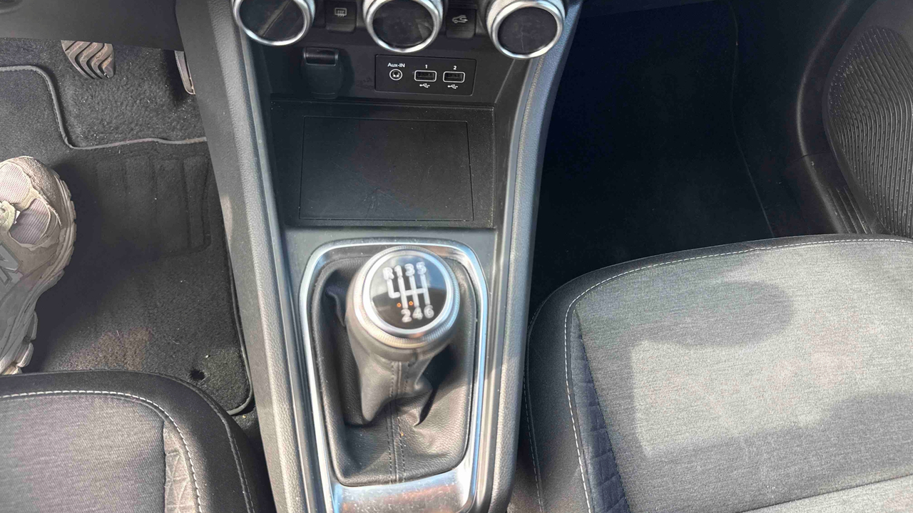 Renault Captur TCe 100 GPL — photo 21