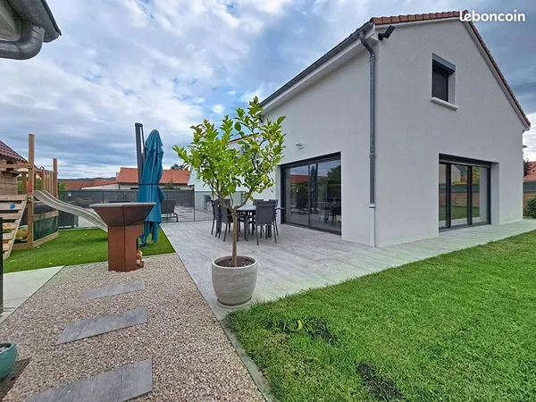 Maison 5 pièces 140 m²
