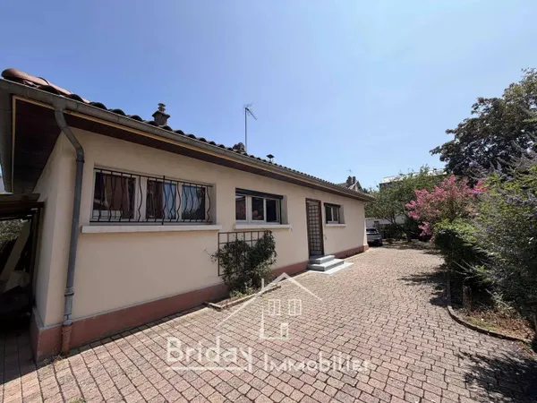 Maison de plain-pied 4 pièces 74 m²