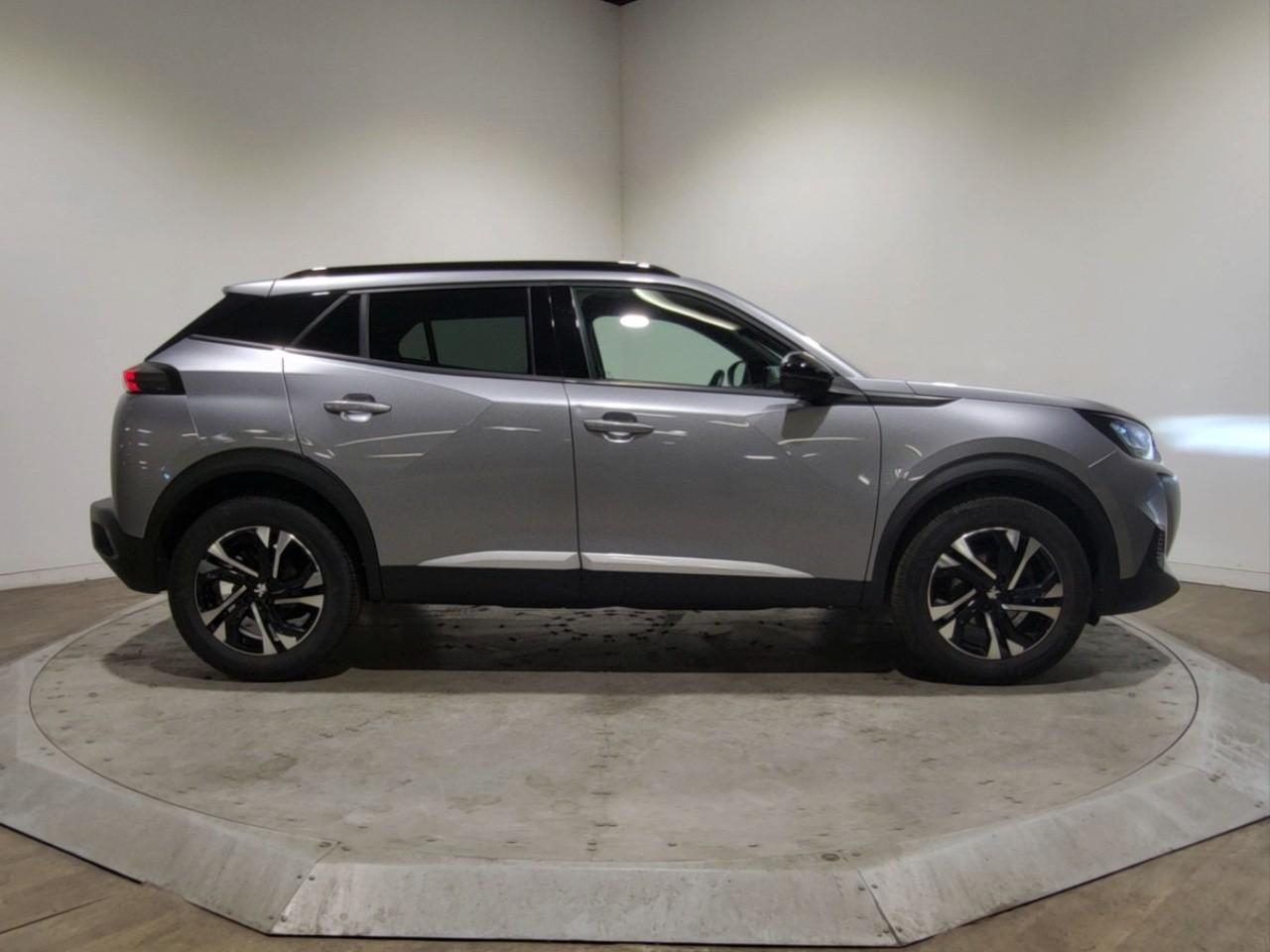 Peugeot 2008 puretech 130 s&s eat8 allure — photo 6