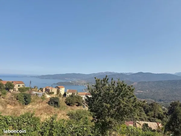 Villa 5 pièces 300 m²