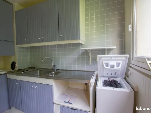 Studio 1 pièce 33 m²