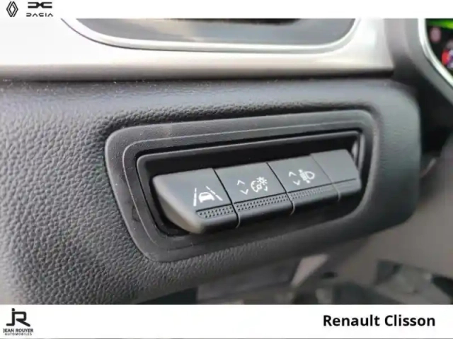 Renault Captur tce 90ch techno + full screen — photo 14