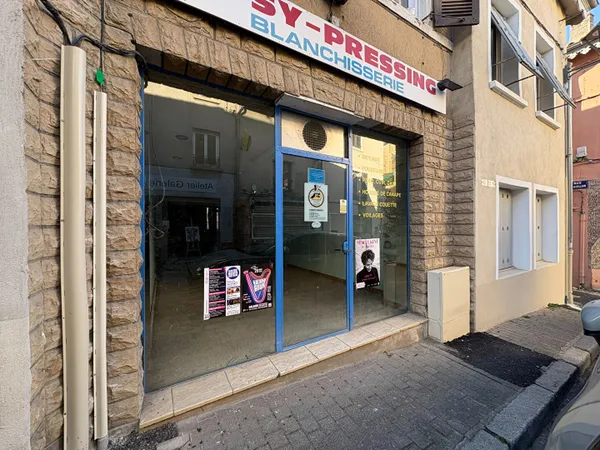 Local commercial Saint-symphorien-d'ozon 45.25 m2