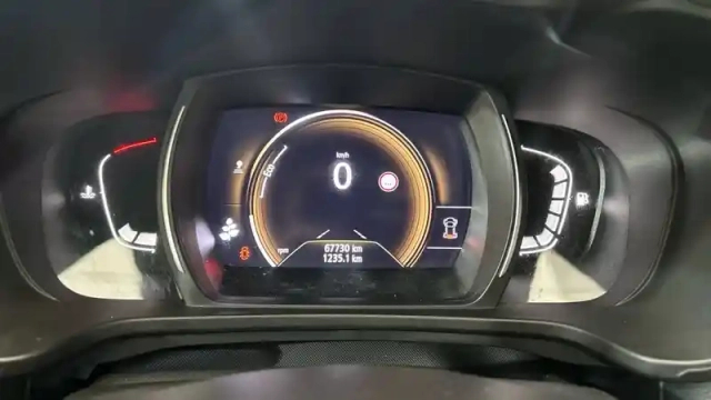 Renault Kadjar blue dci 115 — photo 15