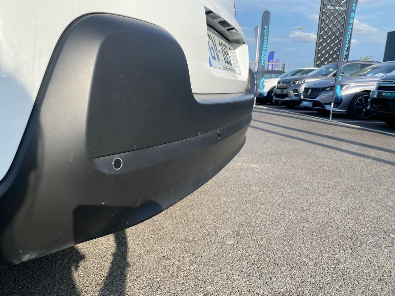 Citroën C3 1.2 puretech 110ch s&s max boite automatique — photo 13