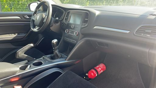 Renault Megane Estate 1.5 dCi 110 - Intens – 2018 – 111679 km – Diesel – Boîte Manuelle — photo 53