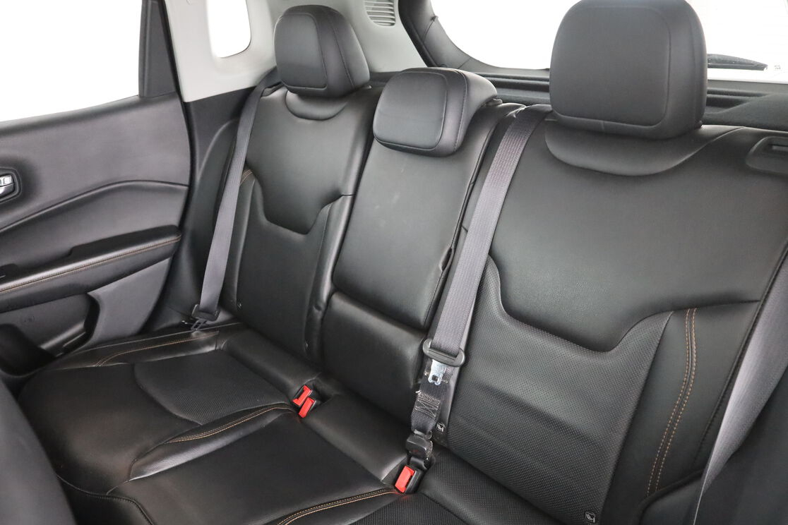 Jeep Compass 1.6 MJet Limited — photo 13