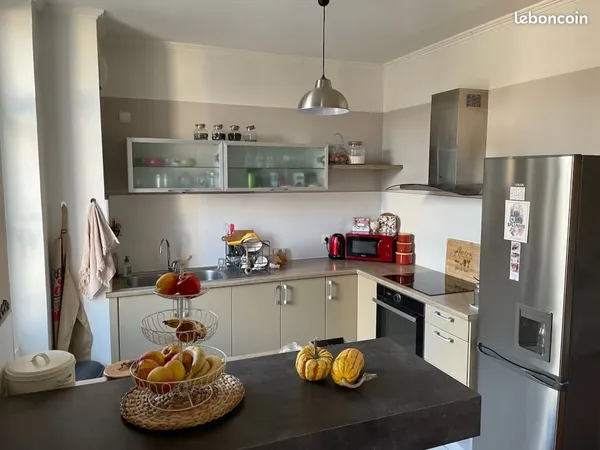 Angers centre 76m2, rue RENOU 2 Chambres