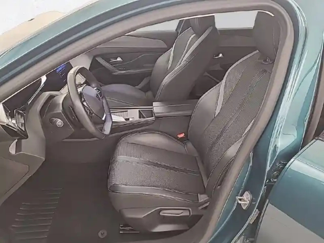 Peugeot 308 sw puretech 130ch s&amp;s eat8 — photo 11