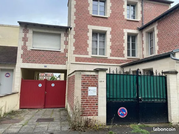 Studio 1 pièce 17 m²
