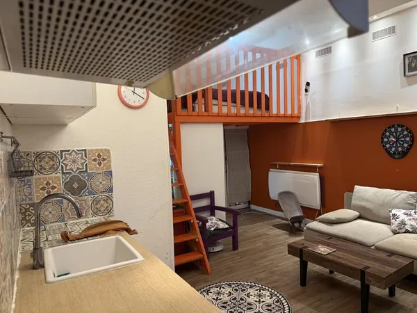 Studio avec Mezzanine LYON 1 Terraille Opéra