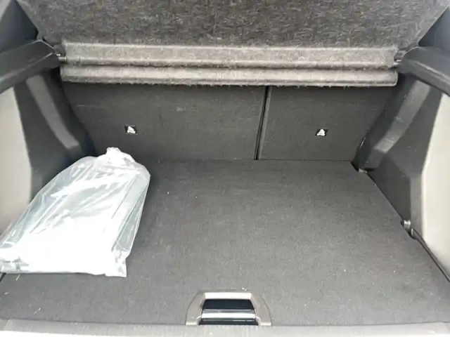 Peugeot 2008 bluehdi 110 s&amp;s bvm6 — photo 40