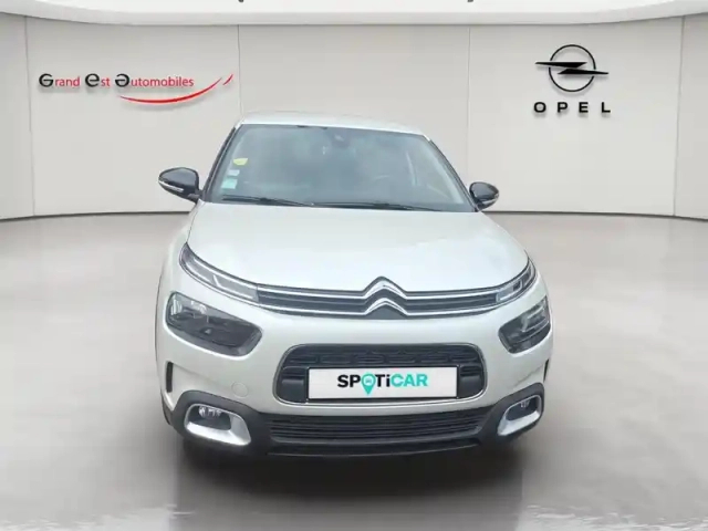 Citroën C4 bluehdi 110ch s&amp;s shine — photo 9