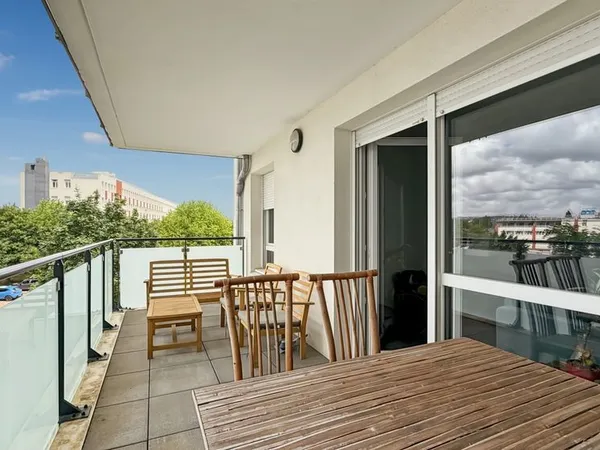 APPARTEMENT T4 - TERRASSE