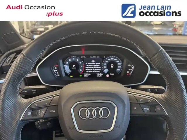 Audi Q3 35 tfsi 150 ch s tronic 7 — photo 12