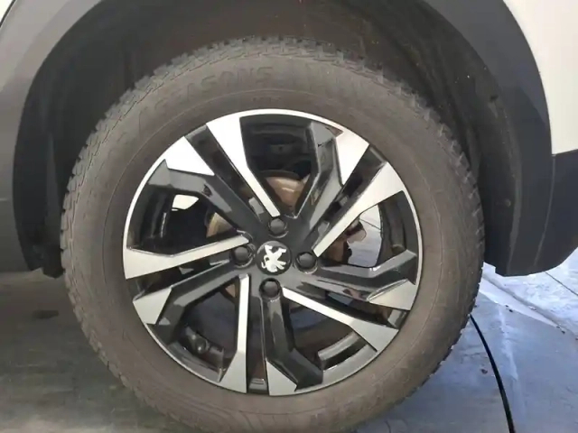 Peugeot 2008 bluehdi 110 s&amp;s bvm6 — photo 11