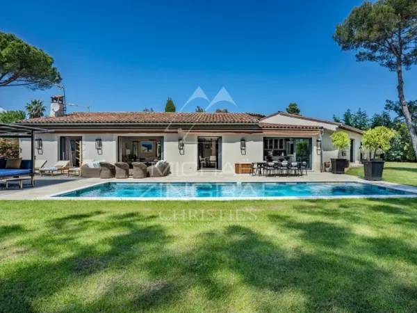 Mougins - Au calme absolu, villa de plain-pied - 5 chambras